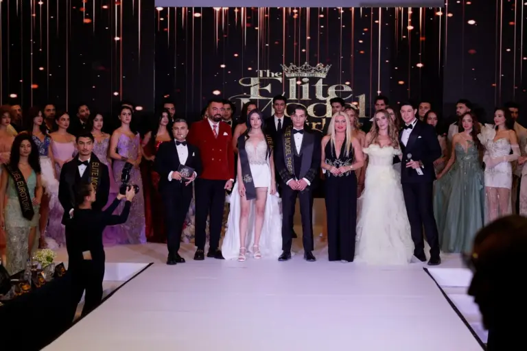 Sanat ve moda dünyası Elite Model Türkiye'de buluştu